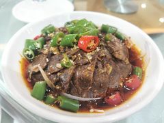 鲜椒辣味牛肉-汉水缘鲜鱼庄(黄雁村店)