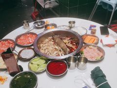 -憨铁匠老火锅(龙岗万科里店)