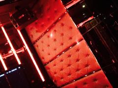 -蓝尊量贩(黄河路店)