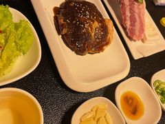 -军硕烤肉·部队火锅(二七万达店)