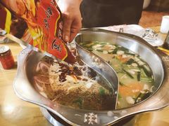 -袁记串串香(北国店)