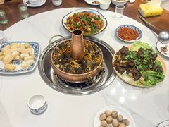 -乡土特色.冷锅鱼.牦牛肉汤锅