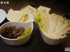 金针菇、毛肚、面片-新辣道鱼火锅(航天万源店)