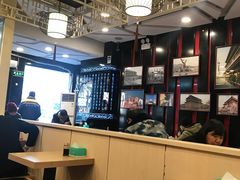 大堂-陕味食族油泼面·小炒盖码面(双榆树店)