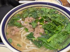 -云阿蛮云南生烫牛肉米线(奉贤路店)