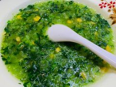 青菜钵钵-易老妈蹄花.特色川菜(人民公园总店)
