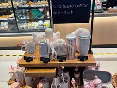 零售区-星巴克(古美路店)