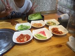-木槿花开烤肉店(盐河南路店)