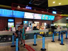 -中影荟星激光影城(西丽店)