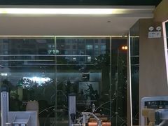 -威克健身游泳(万菱汇店)