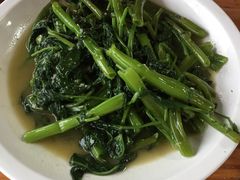 -曾氏肥肠馆(凯瑞雅居店)