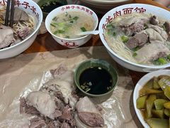 -小辫子羊肉面馆(周东店)