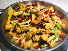 -小鱼小牛·鱼牛干锅·脆鱼火锅(世欧广场店)