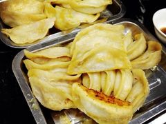 牛肉锅贴-清真·玛丽亚新疆菜主题餐厅(浙江中路店)