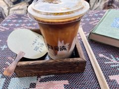 -树下咖啡(昆明老街店)