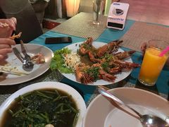 -Pakwan Restaurant & Bar
