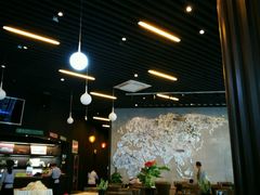 大堂-汽车博物馆主题餐厅
