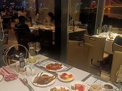 -武汉世茂希尔顿酒店·汇·全日餐厅