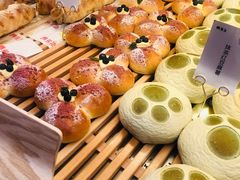 抹茶红豆麻薯-熊治面包(镇江苏宁广场店)