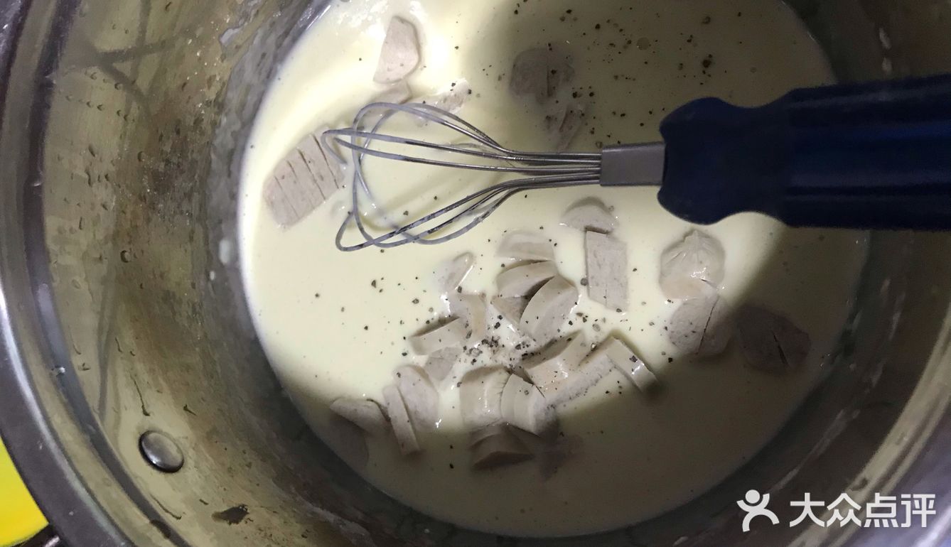 快手营养早餐系列之  黑芝麻鸡蛋煎饼卷