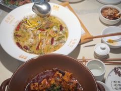 -渔语鱼酸菜鱼新川菜(来福士店)