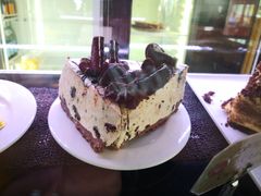 -12 Rocks Beach Bar Cafe