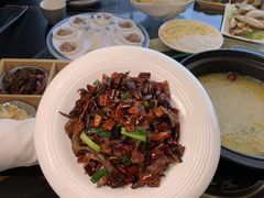 -野菌皇海景野生菌火锅(滨海大道店)