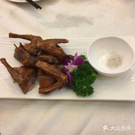 世纪东方大酒楼(东方广场水晶城店)