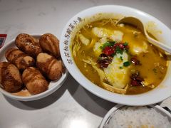 -渝是乎酸菜鱼(龙旗购物中心店)