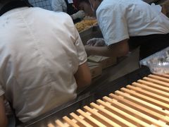-鲍师傅糕点(国金街店)