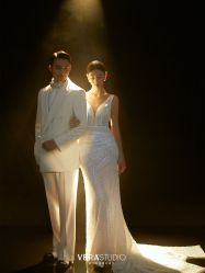 -至臻微拉婚纱摄影