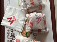 -华莱士·全鸡汉堡(济南大明湖店)