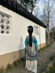 -两间半汉服工作室(平江路店)