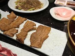黑猪五花肉-猪啊牛呀羊啊铜盘烤肉(正大广场店)