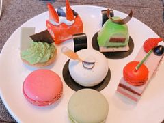 -Benjamin Browns Bistro & Bakery