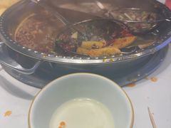 -乡土黄·鲜牛肉火锅·小龙虾(兴业街店)
