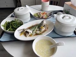 -爱月坊产后护理中心(万达店)