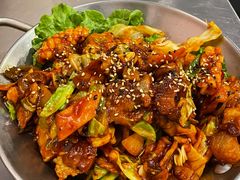 鱿鱼炒五花肉-富乐满韩国正宗炸鸡韩国料理(虹泉路店)