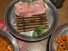 -一品诚记烤肉(大连柏威年购物中心店)