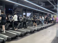 -超鹿运动(五四路恒力城店)