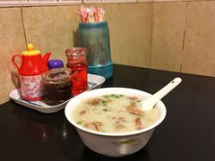 -伍湛记 · 广州老字号(龙津中路店)