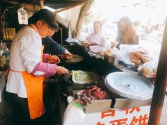 -正宗杂粮煎饼香软鸡蛋饼