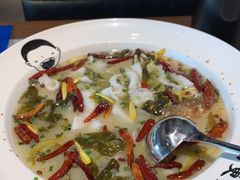 -江渔儿酸菜鱼(奥园广场金发购物中心店)