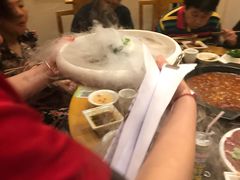 -一斗火锅·招财羊毛肚(泰吉滨江店)