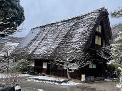 -白川乡与五箇山的合掌构造村落