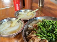 -修记牛杂店(同华东一路店)