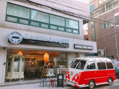 -Social club seoul