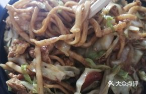 Classic Sausage Fried Noodles