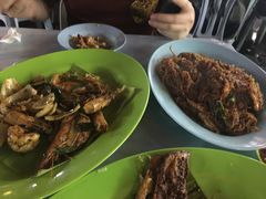 -明记烧鱼美味店