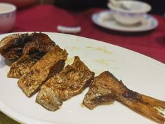 干煎熏鲳鱼-老吉士酒家(天平路店)